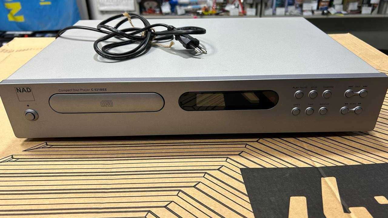 NAD cd player c 521 bee СД Програвач (не читає диски)