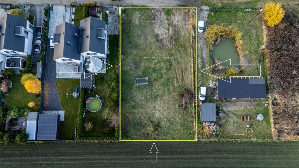 działka budowlana 987m2 z pozwoleniem na budowę