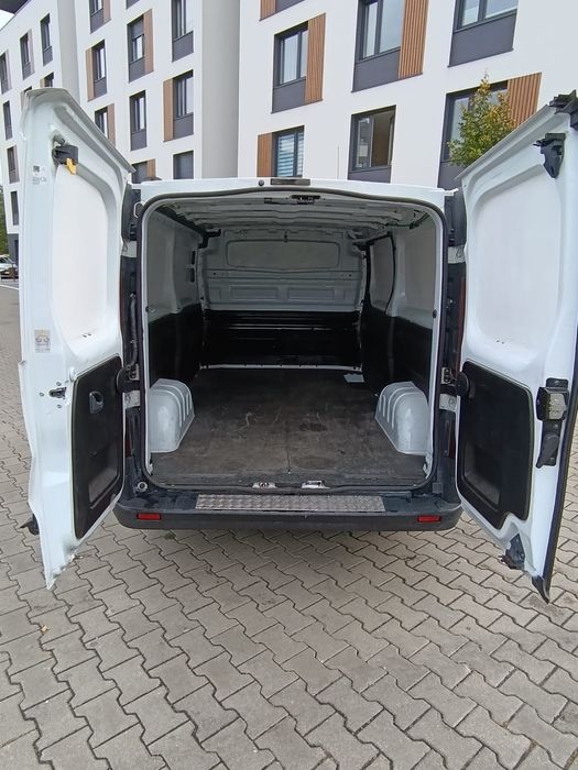 Opel Vivaro long 1,6 bi Turbo 2017 rok 164000 przebiegu