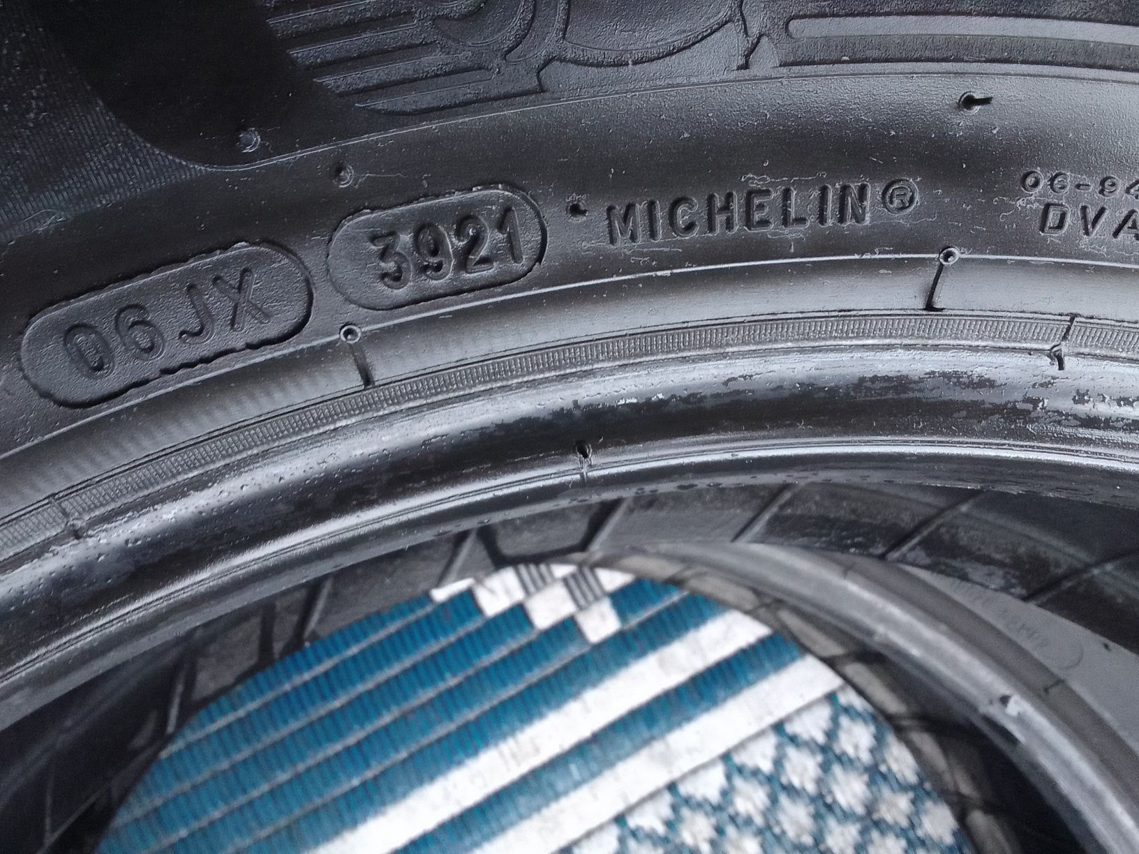 Cena za 2 Opony wielosezonowe 235/55r19 MICHELIN 2021r