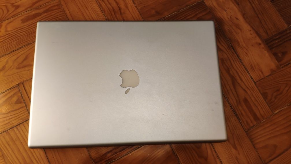 Macbook Pro 15 (Para peças)