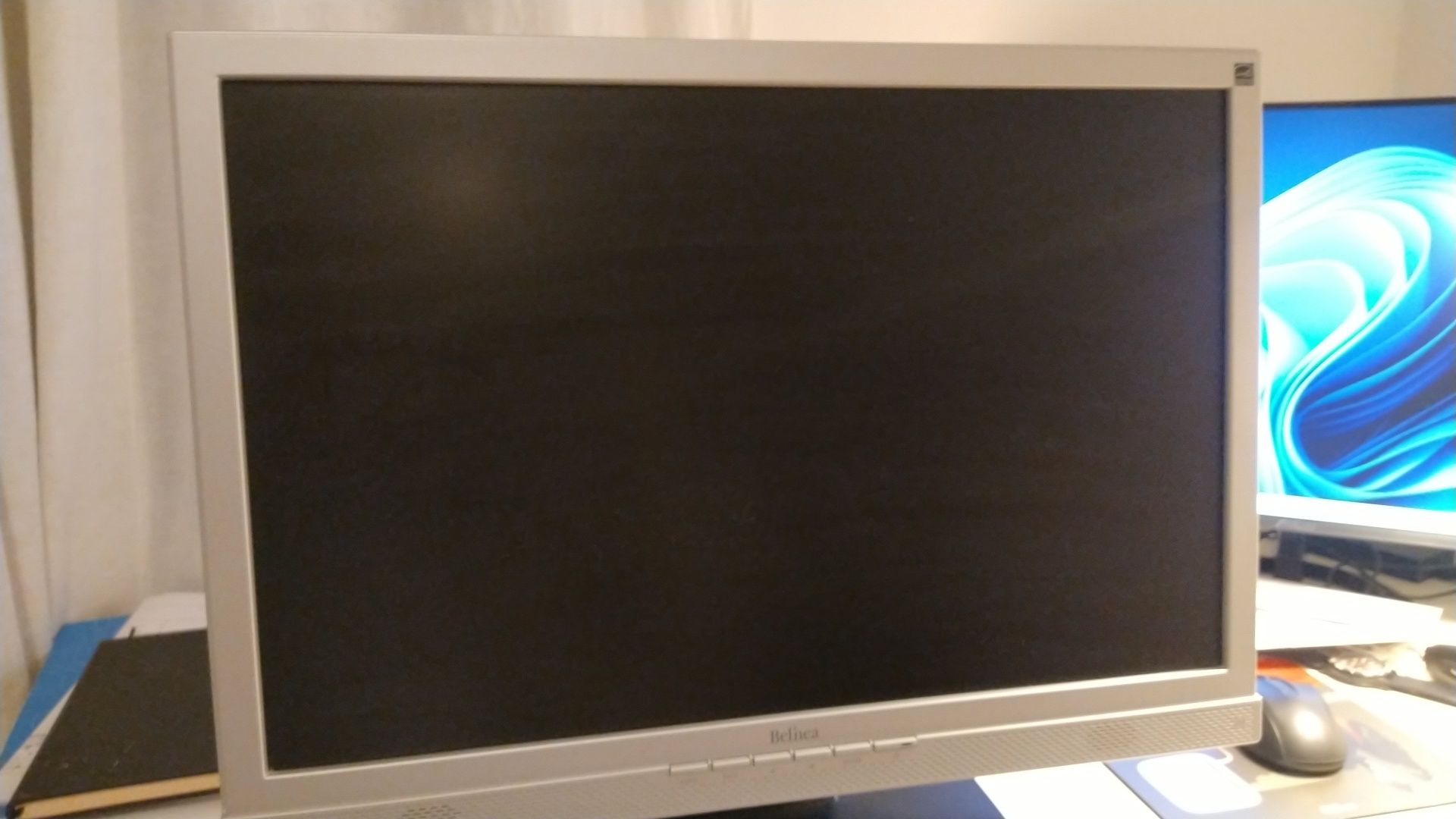 Monitor Belinea 22"