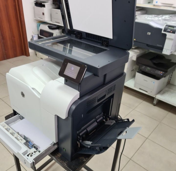 БФП HP LaserJet Pro 500 M570dn кольоровий  цветной  дуплекс. Гарантія