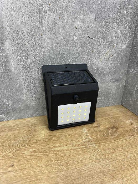 Вуличний ЛІХТАР на сонячній батареї! Світильник з ДАТЧИКОМ руху Фонарь