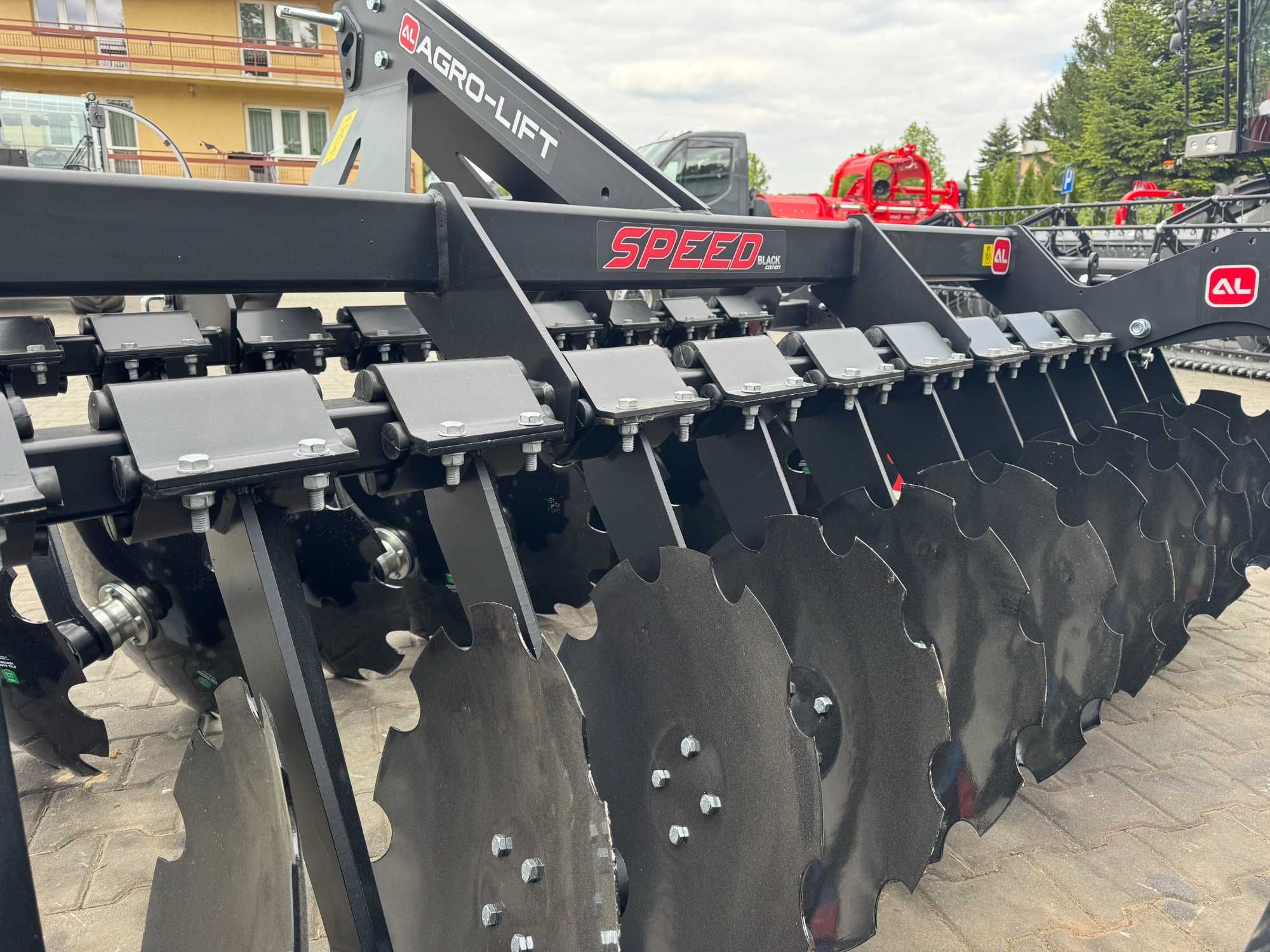 Brona talerzowa AGRO-LIFT
