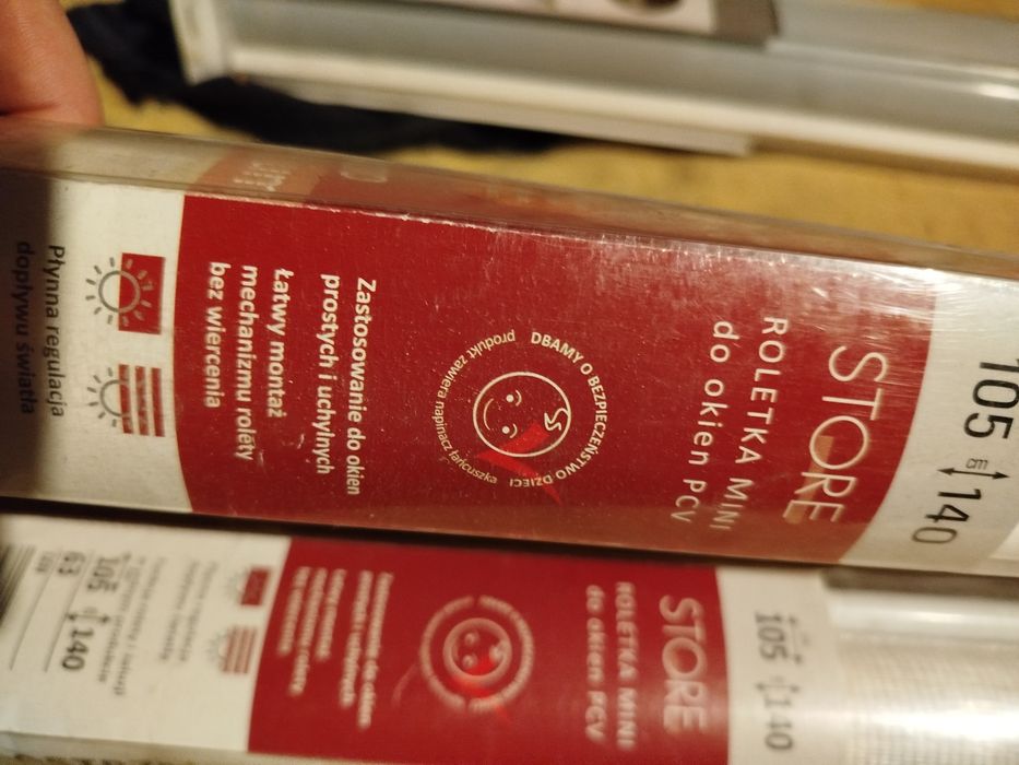 Dwe nowe rolety biale, dzień noc