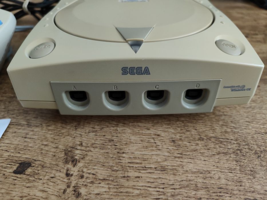 Sega Dreamcast PAL konsola do gier 100% sprawna zestaw pad kable
