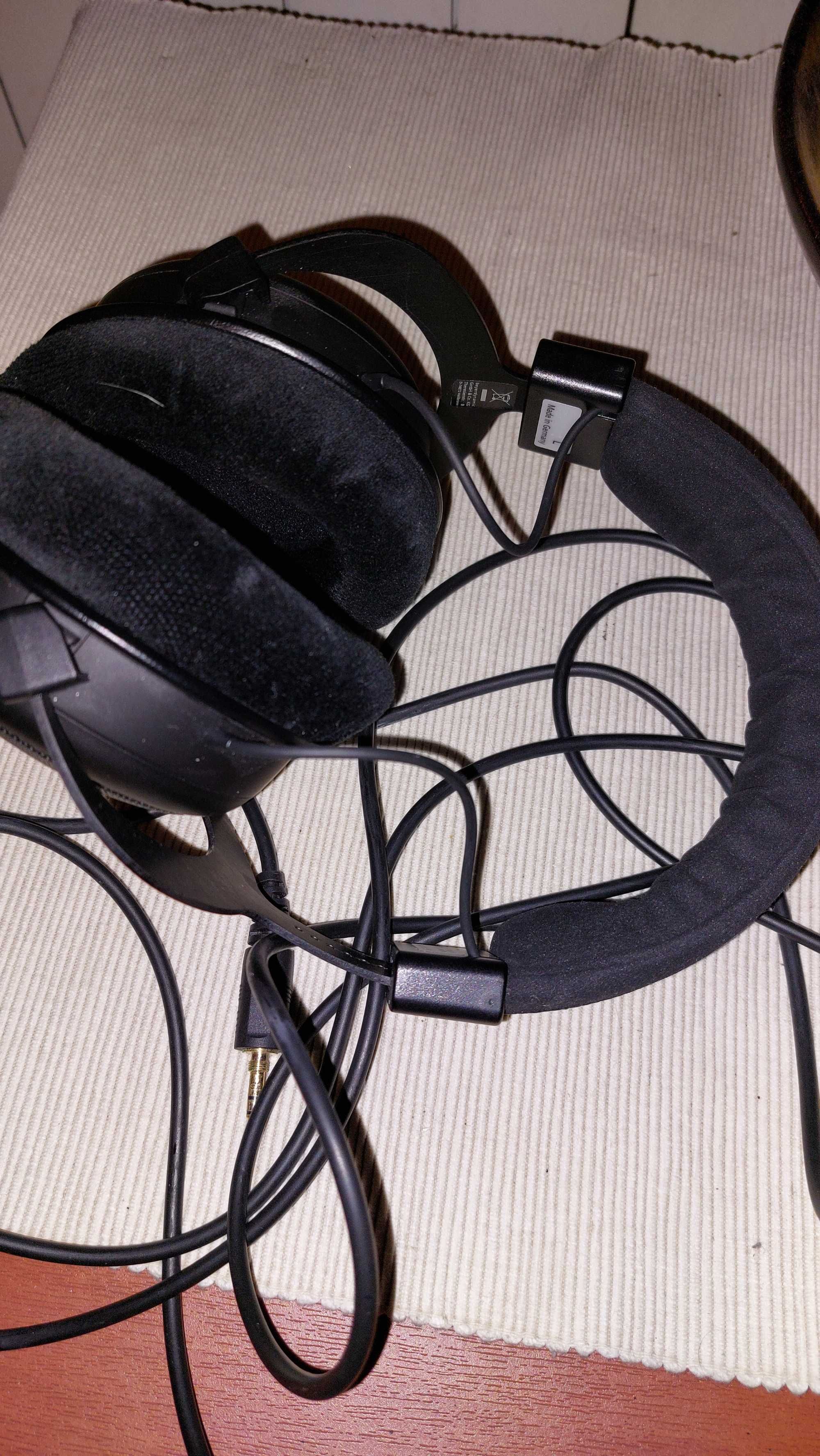 Наушники Beyerdynamic DT 880 Black Special Edition 250 Om