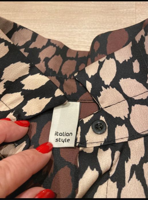 Vestido dourado castanho