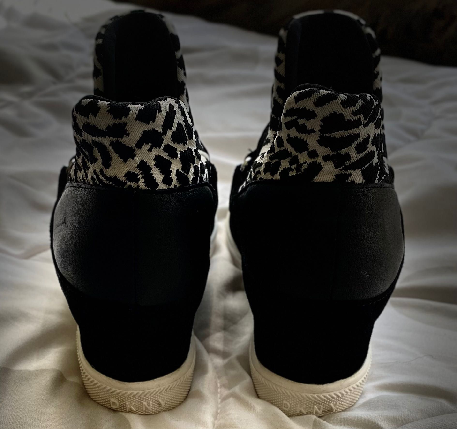 Buty DKNY , stan bardzo dobry