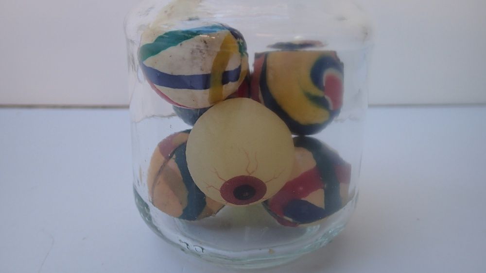 Bolas saltitantes de borracha antigas