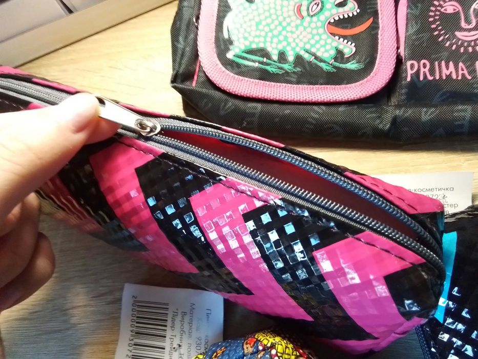 Пенали косметички ( нові ) пенали для ручек