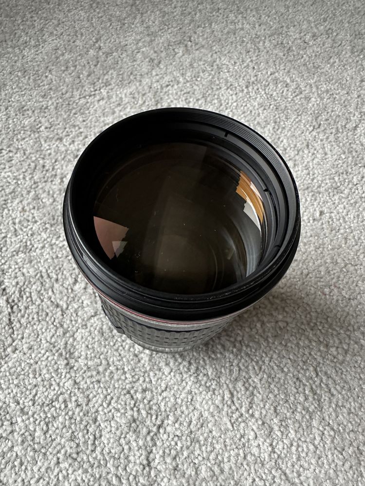 Obiektyw Canon EF 135mm 2.0L USM