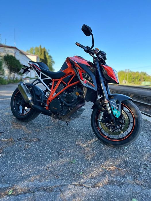 KTM1290 Super Duke R