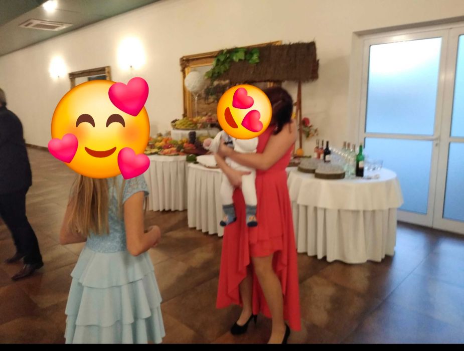 Sukienka czerwona wieczorowa asymetryczna 40