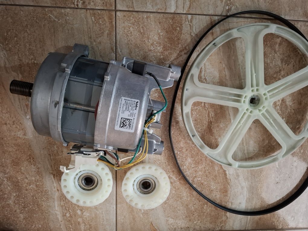 Programator plus silnik pralki Electrolux