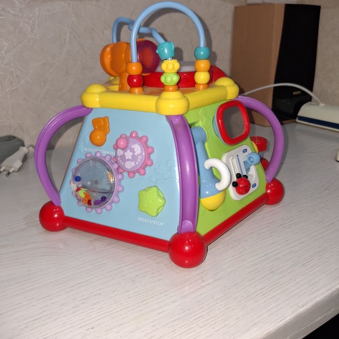 Продам бізікуб зі світловим та  музичним супроводом