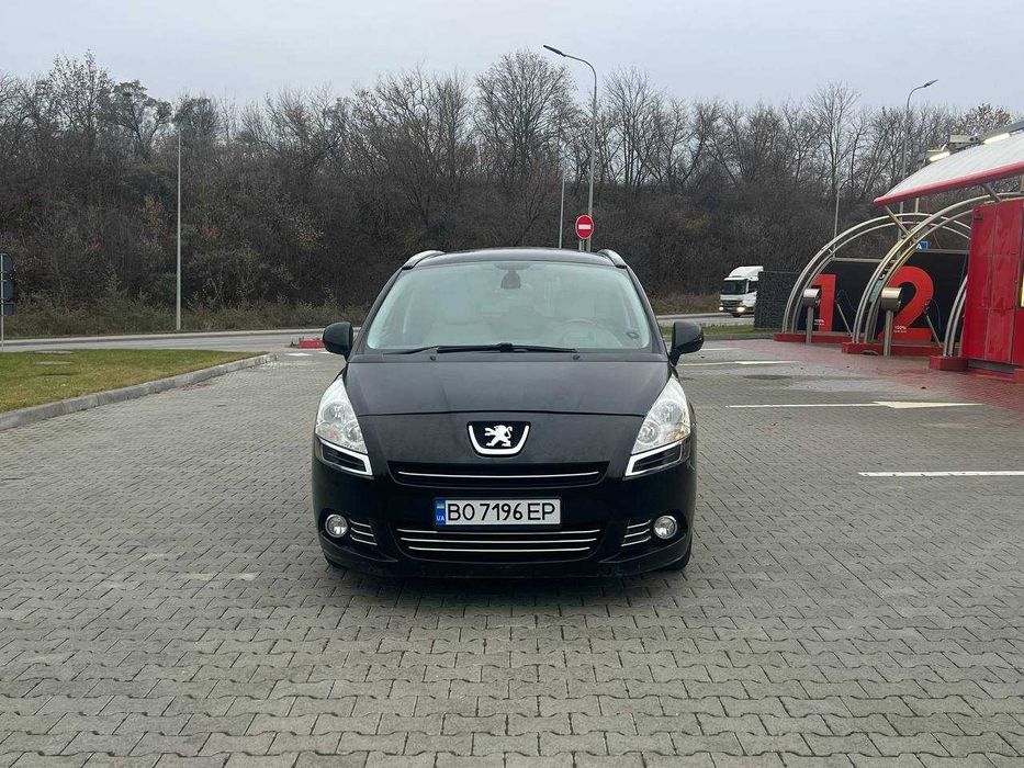 PEUGEOT 5008 / Пежо 5008