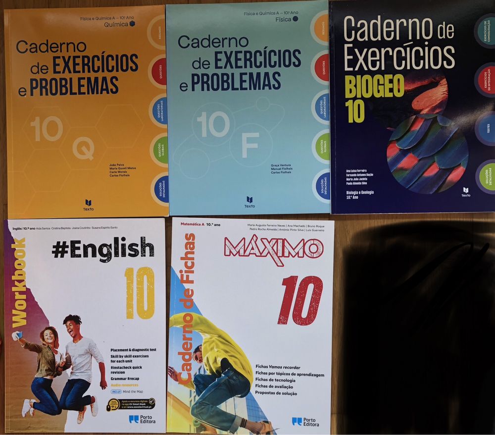 Cadernos de exercicios 10.° Ano