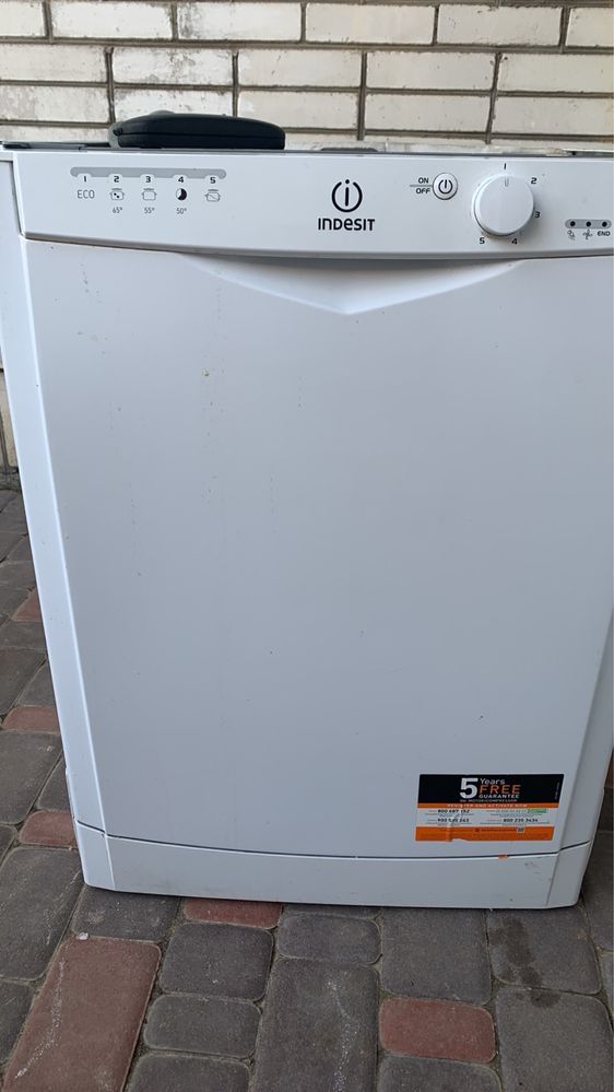 Посудомийна машина INDESIT DFG 15B10 EU