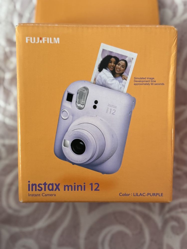 Продам камеру моментальногого друку INSTAX mini 12