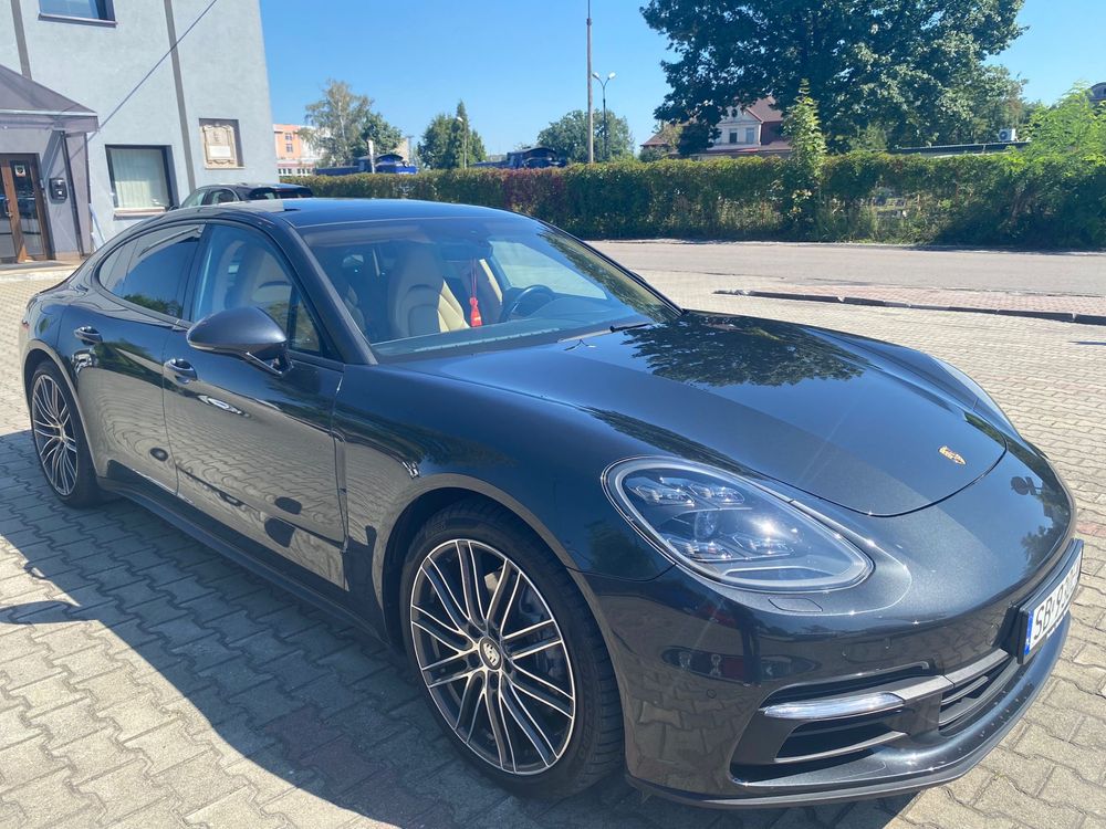 Porsche Panamera