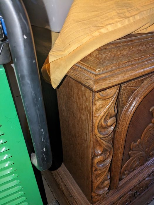 Komoda  Dębowa kompletna.