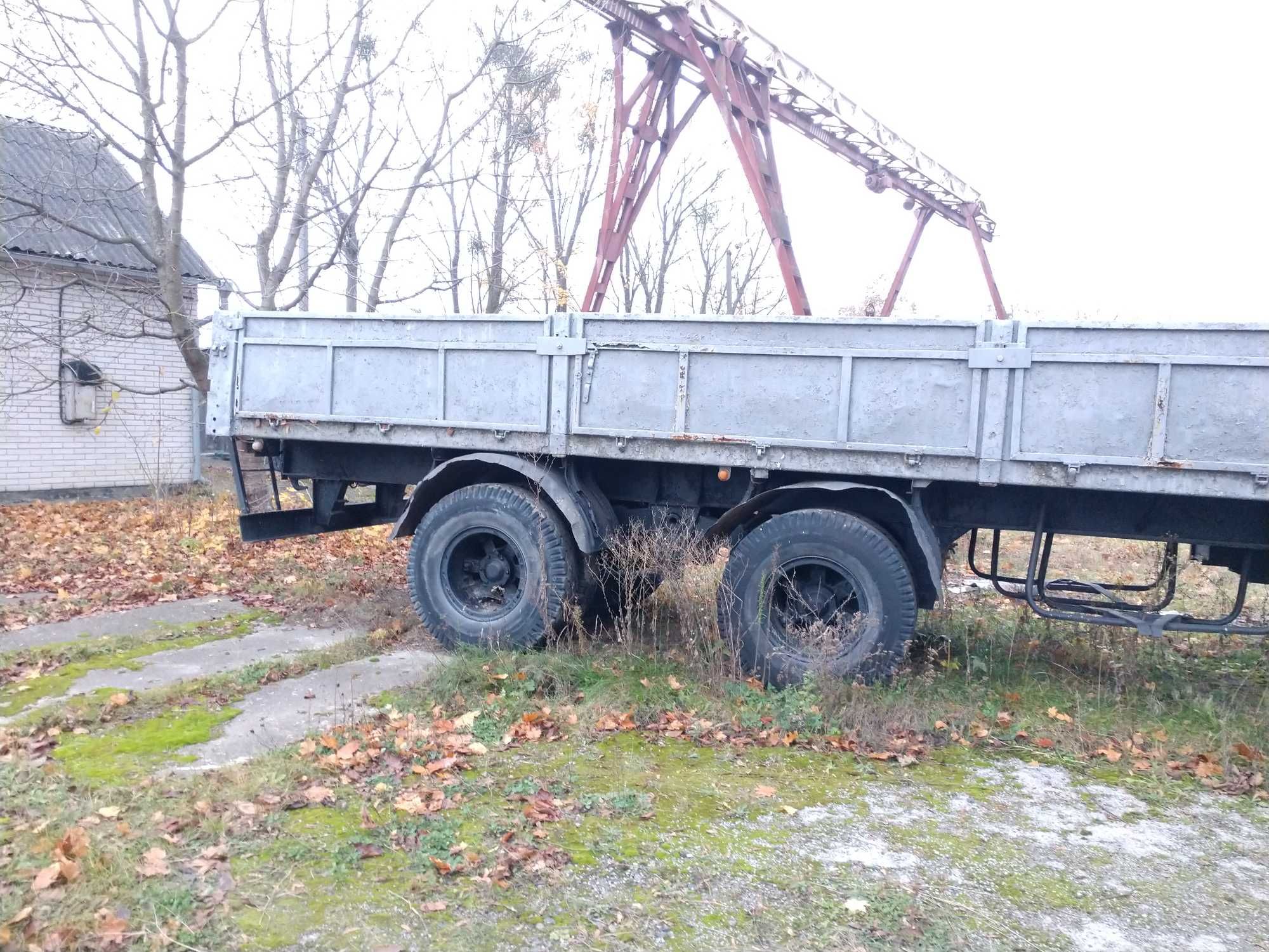 напівпричіп бортовий МАЗ 93866