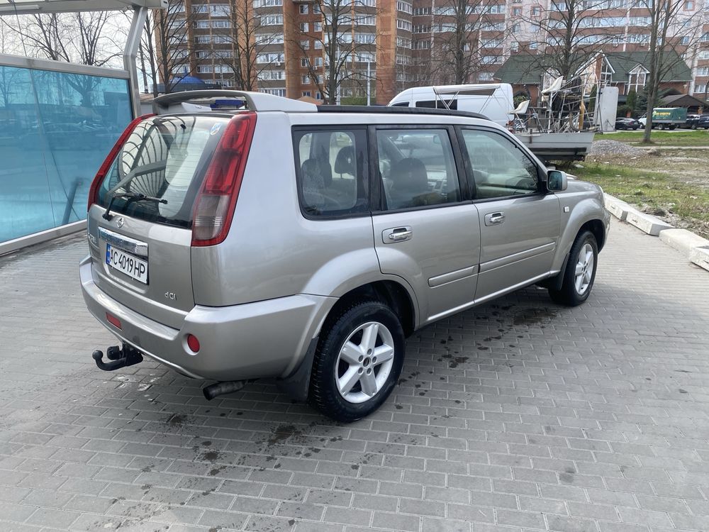 Nissan X-Treil 4/4