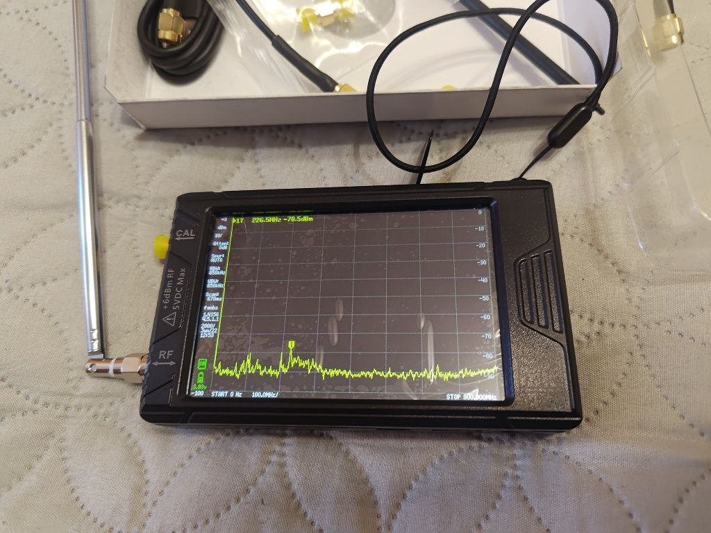 TinySA Ultra spectrum analyzer аналізатор спектру