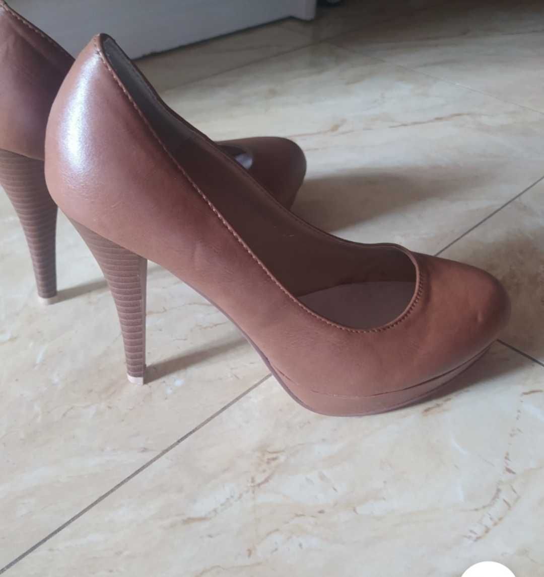 Buty damskie, czółenka rude r 37