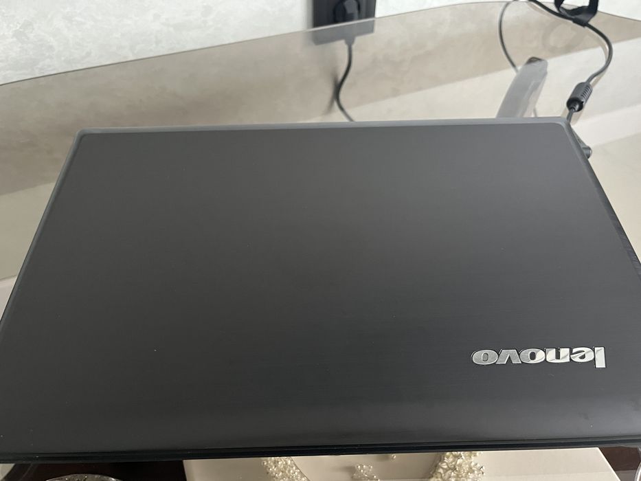 Lenovo g580 Core i3, NVIDIA 710M ОЗП 8gb