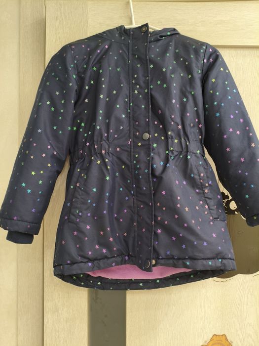 Куртка для дівчинки  осіння 128 см