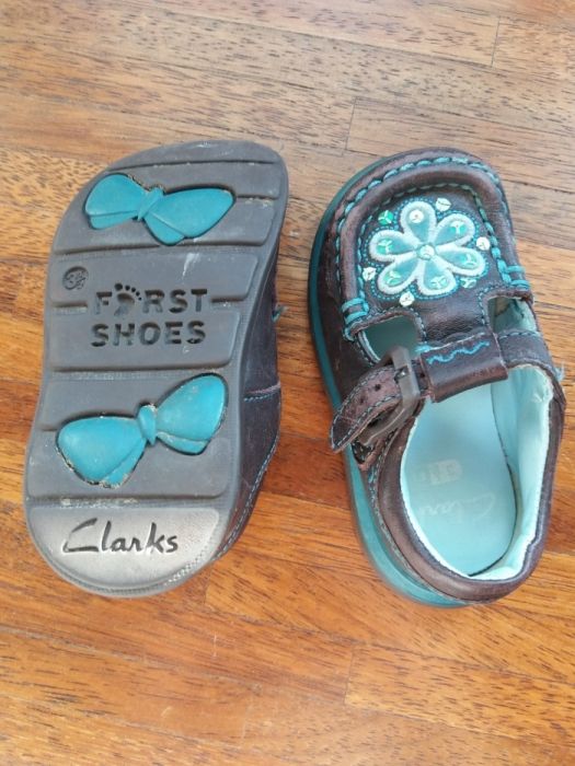 Sandałki Clarks