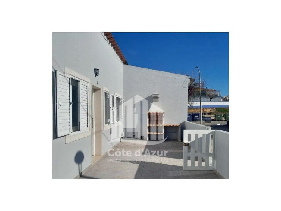 Moradia térrea, totalmente remodelada