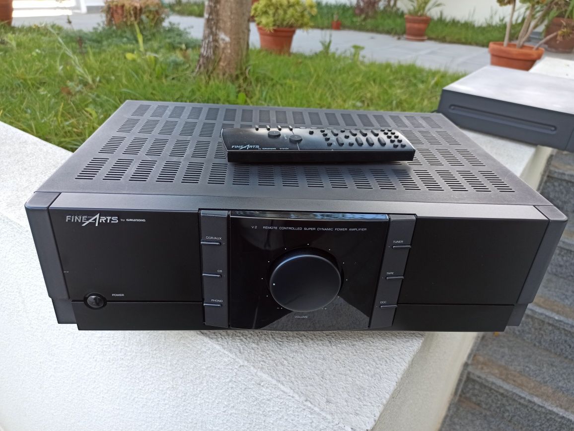 HighEnd Grundig Fine Arts Amplificador V2