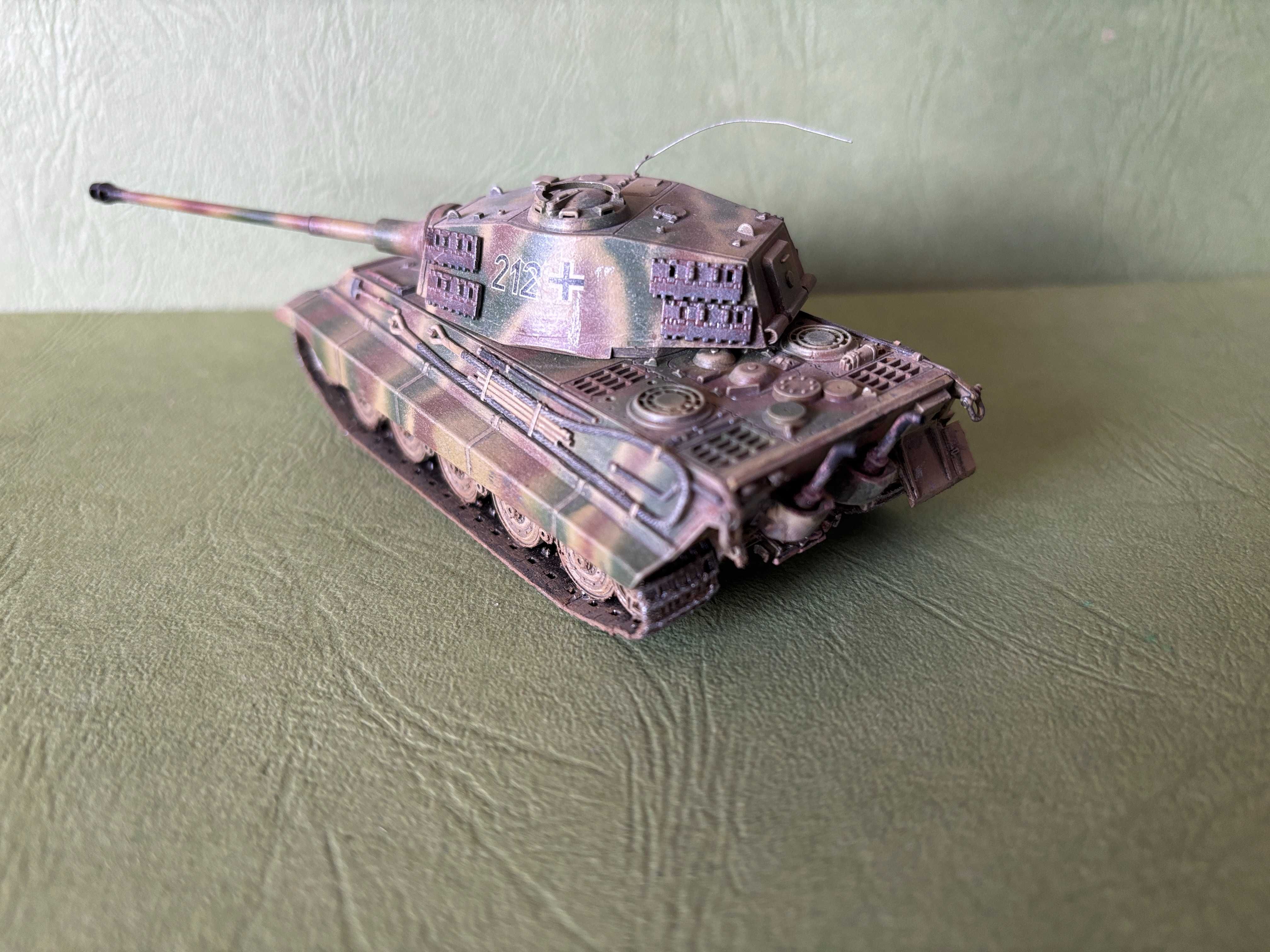 Tygrys II Królewski - model w skali 1/72