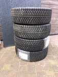 215x55R 16 wielosezonowe 4 sztuki