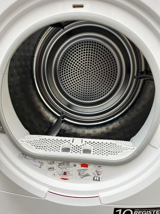 Сушильна машина AEG 8000 Series