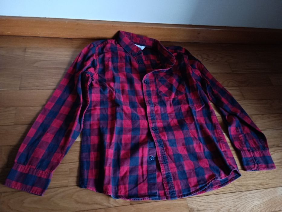 Lote de 9 peças de roupa de rapaz 11-12 anos