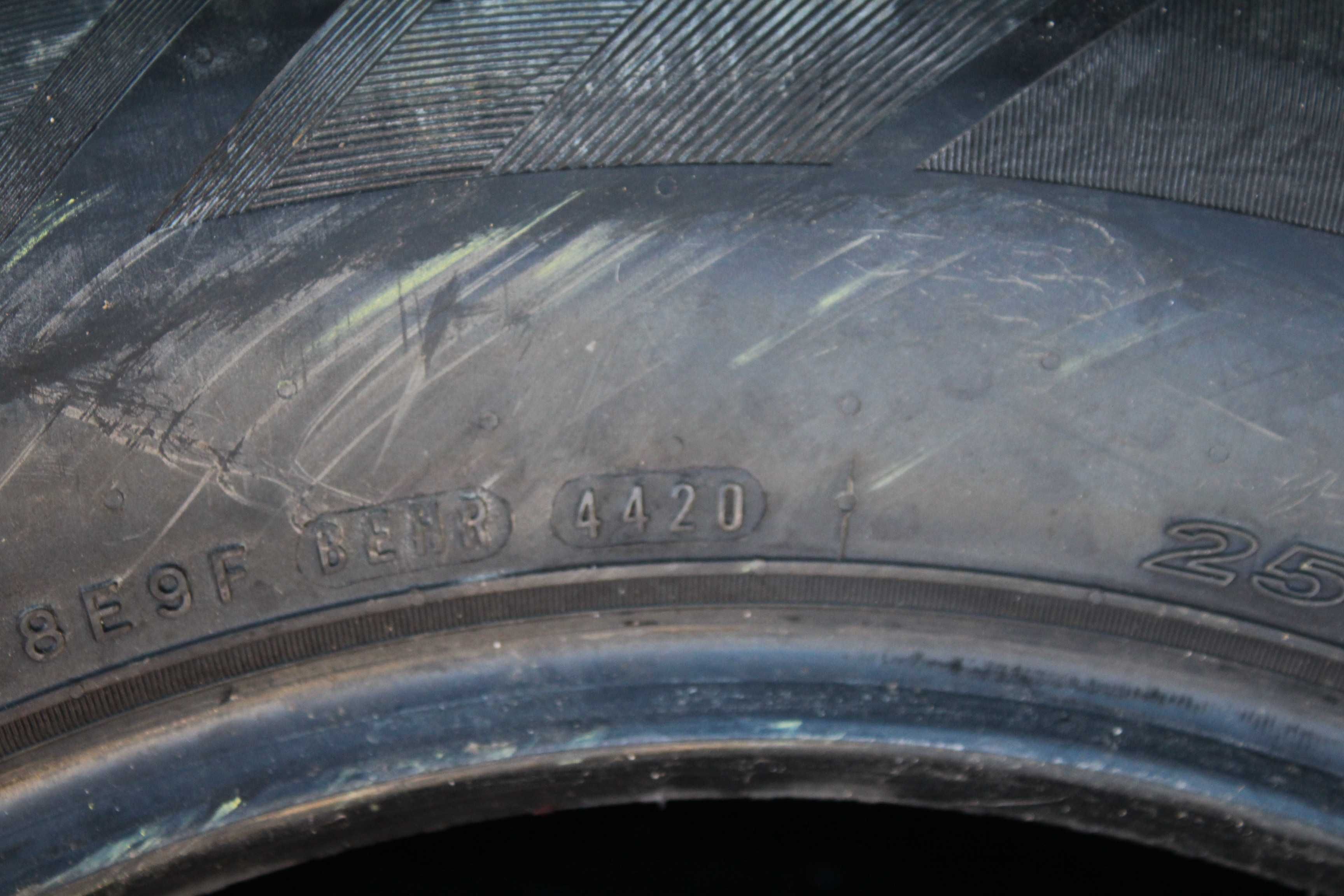 255 60 r18 Nexen N PRIZ RH7