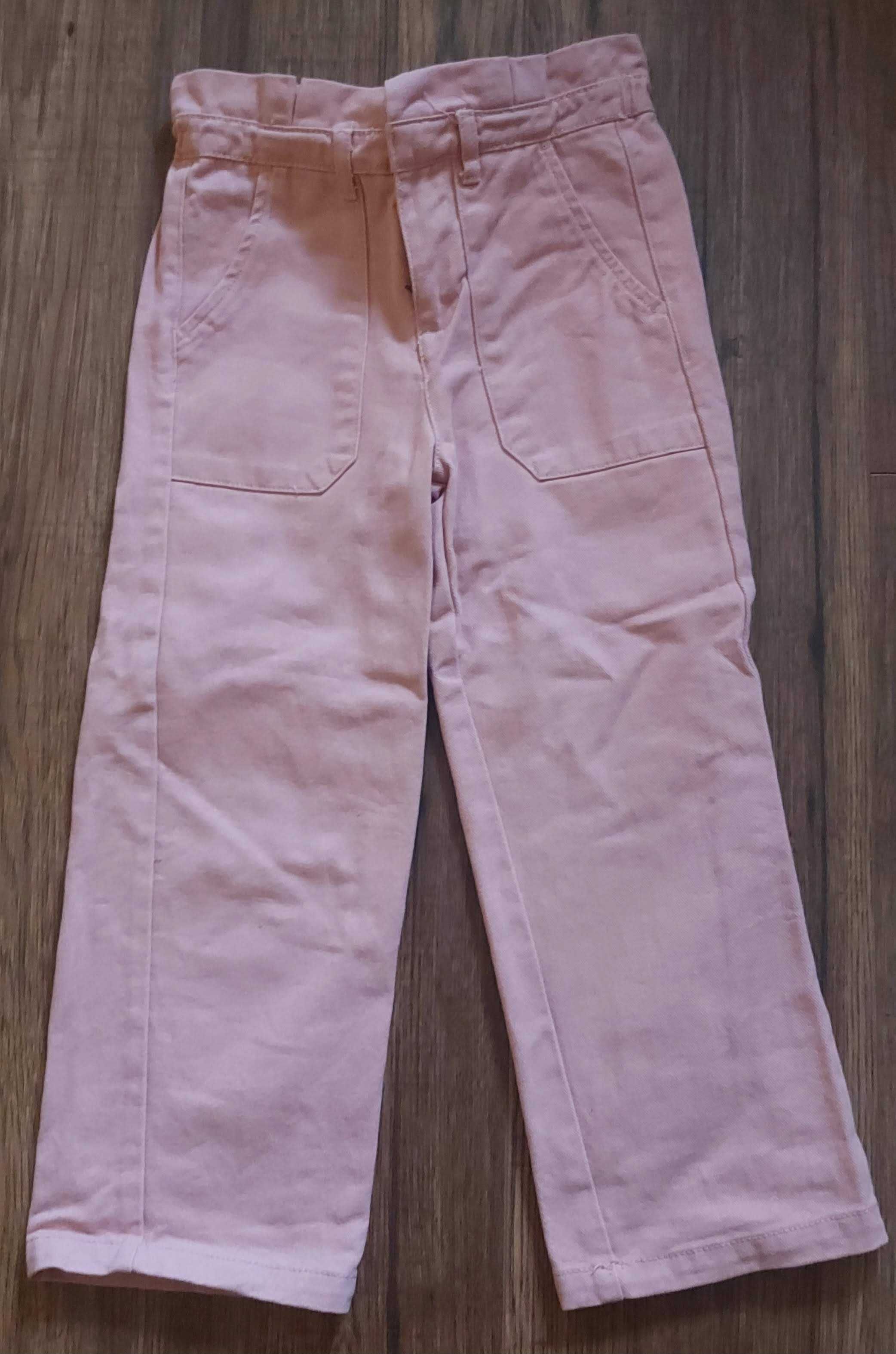 Dziecięce spodnie jeansowe różowe 116