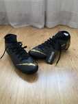 Chuteiras pretas relvado natural Nike