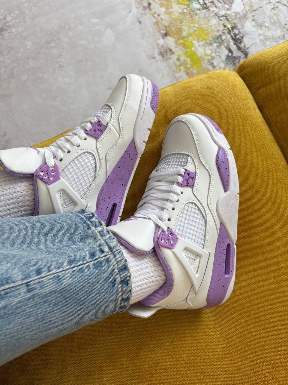 Jordan 4 персикові та фіолетові