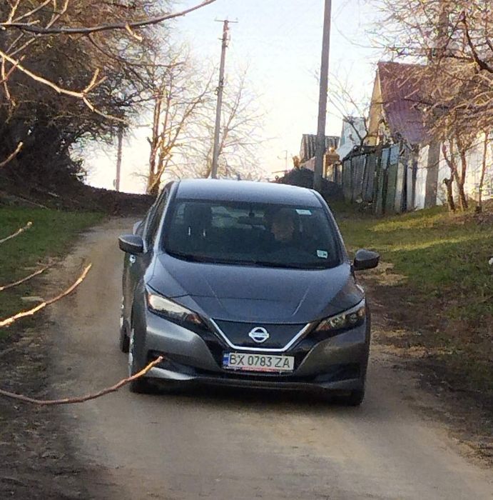 Nissan Leaf 2019 II  •