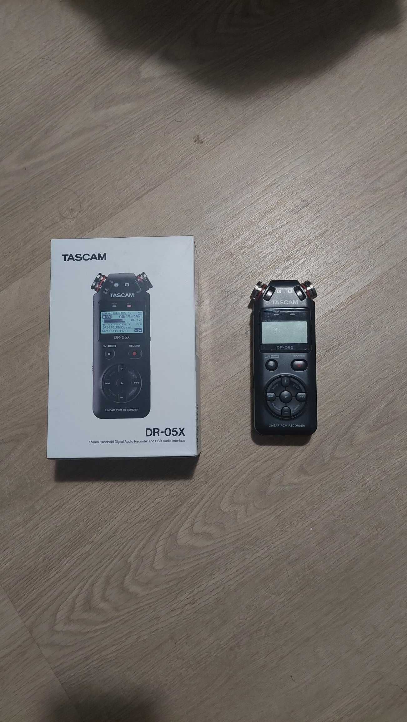 Gravador audio Tascam DR-05X