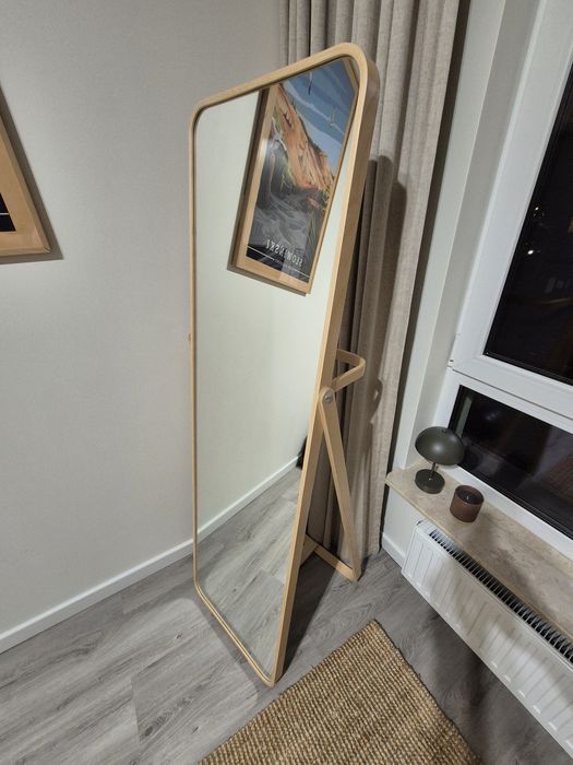 Ikea Ikornnes jesion lustro stojące 52x167 cm