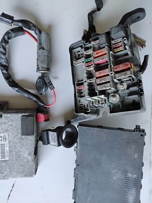 Imobilizador Peugeot 206 1.1 gasolina de 1999