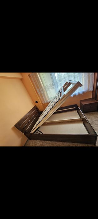 Drewniane Łóżko do sypialni   , SKRZYNIA .