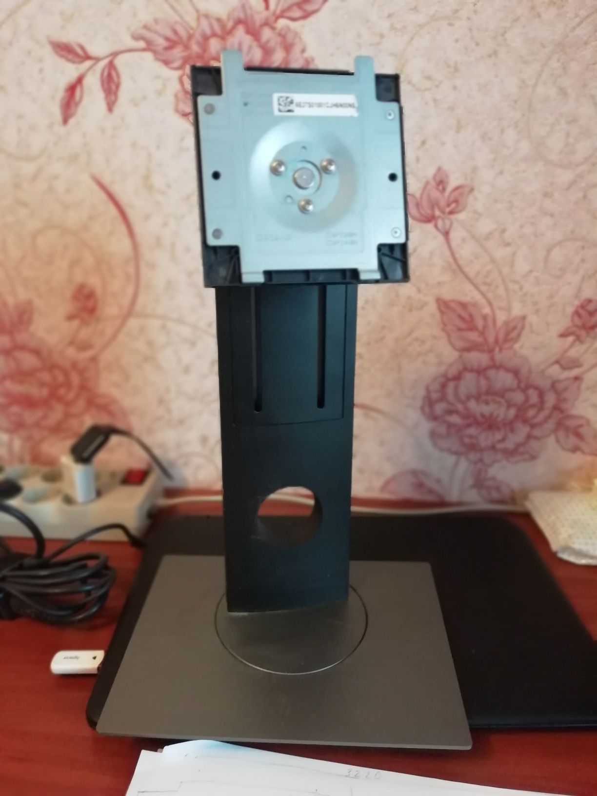 Тримач монітору Dell